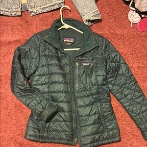 Patagonia Women's Green teal Quilted Jacket M
